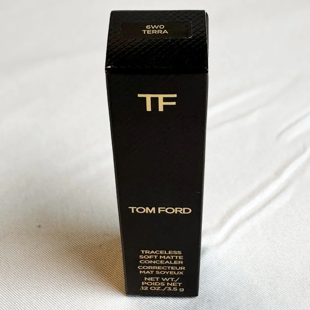 6W0 - TOM FORD Traceless Soft Matte Concealer in Color: 6W0 Terra 💜